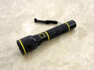 Stanley 95-154 Rechargeable LED Flashlight Review - LED-Resource